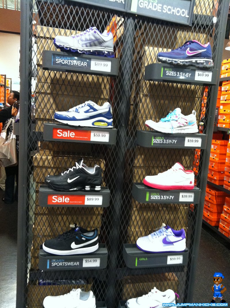Nike Outlet Report: Grapevine Mills