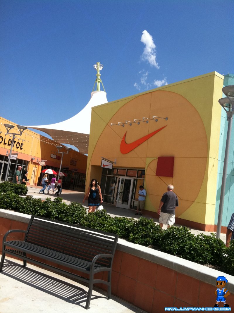 tanger outlets san marcos nike store