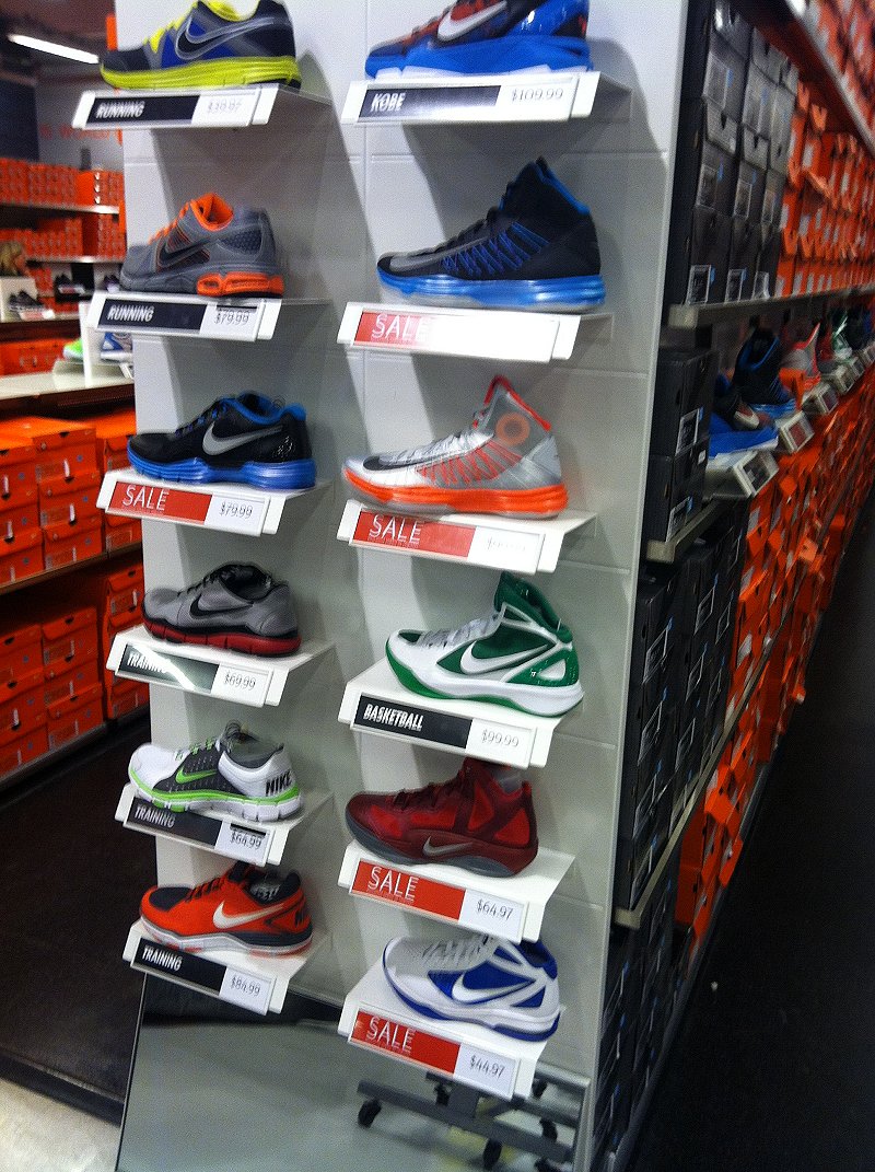 Nike Outlet Report: Colorado Mills