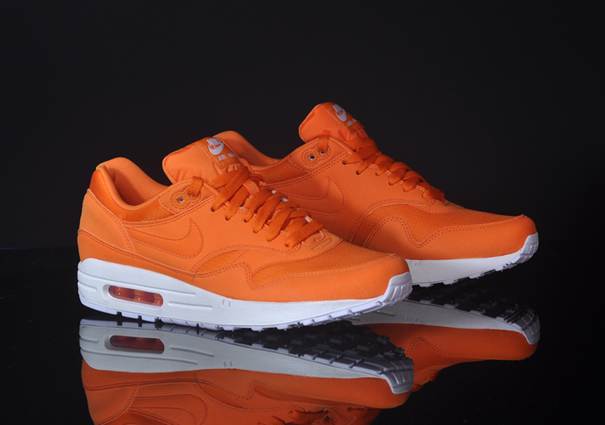 air max 1 mandarin