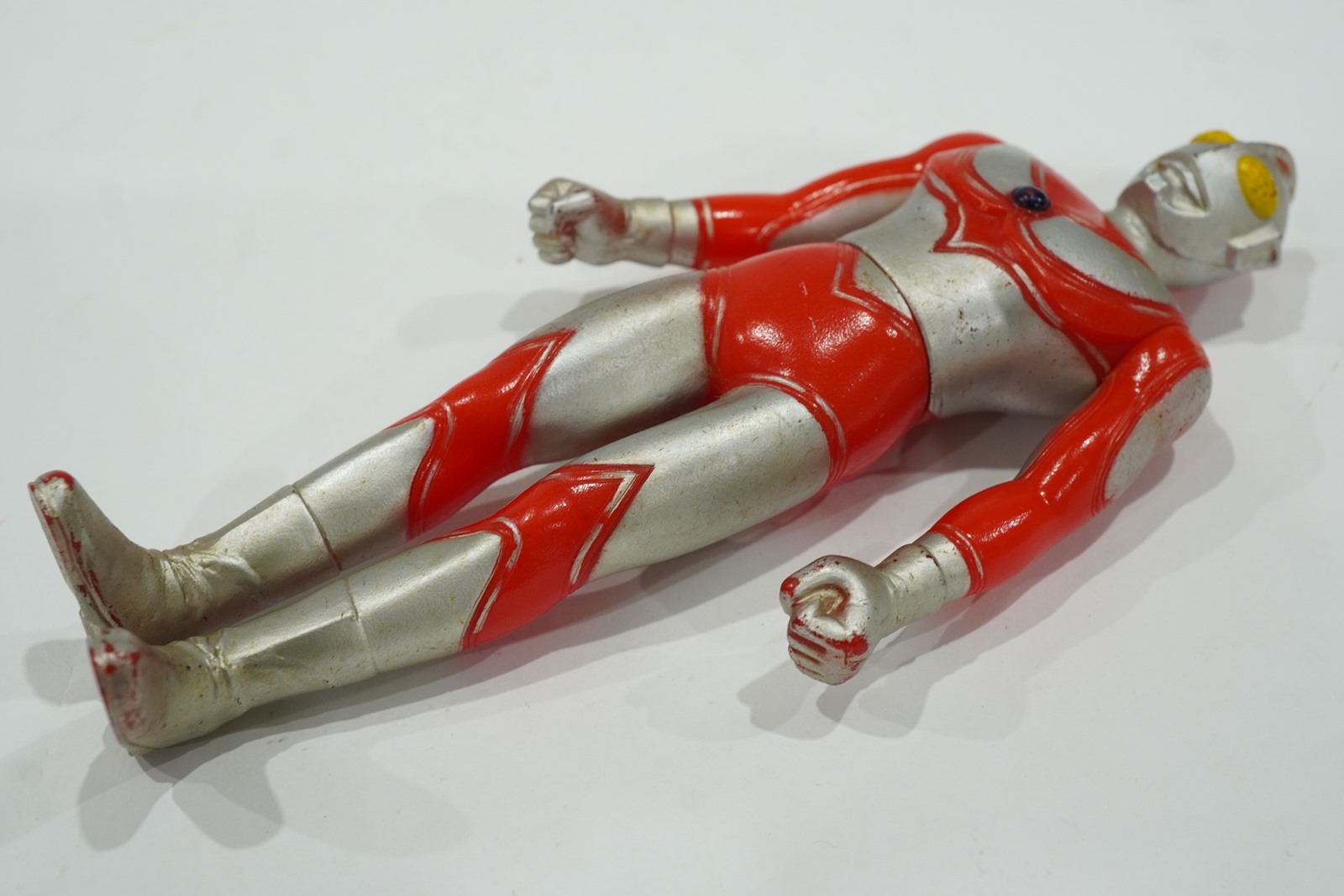 Vintage 1983 Bandai Japan Ultraman Sofubi Vinyl Figure 6 1/2 in